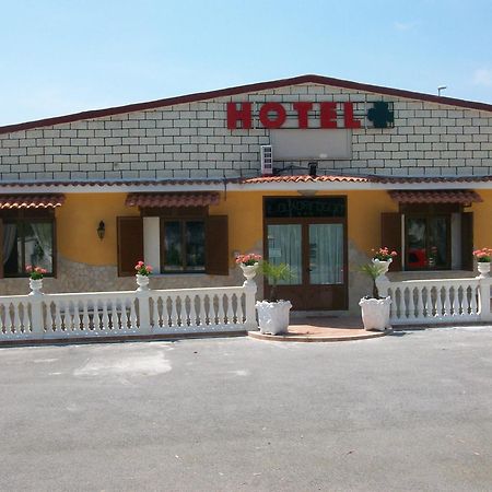 Hotel Il Quadrifoglio Torre del Greco Exterior photo